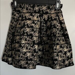 Guess Elegant Black and Metallic Gold Bandage skirt, Butterfly Print - Size S